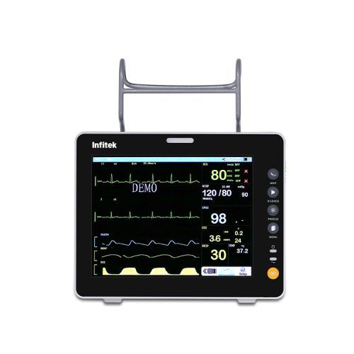 PM 8B Patient Monitor 1